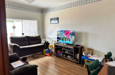 Casa Residencial à Venda em Jardim Maraba, Itapetininga – 3 Quartos, 1 Suíte