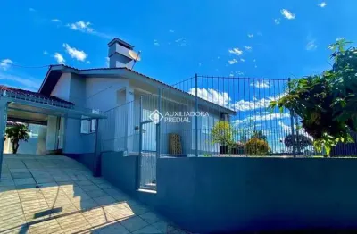 Casa com 3 quartos à venda na doutor amaury daudt lampert, 793, senai, montenegro, 125 m2 por r$ 699.000