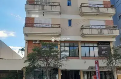 Apartamento com 3 quartos à venda na ramiro barcelos, 63, centro, montenegro, 88 m2 por r$ 740.000