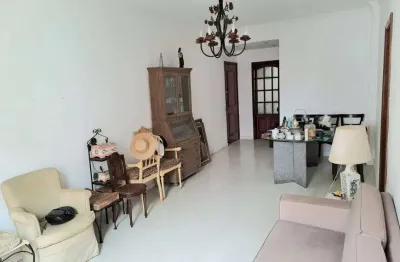 Apartamento para venda possui 95 metros quadrados com 3 quartos em Copacabana - Rio de Janeiro - RJ