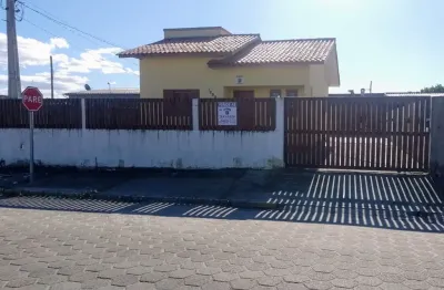 Casa com piscina à venda – centro de balneário arroio do silva / sc