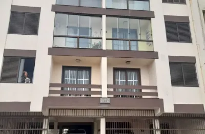 Apartamento semi mobiliado no coração de balneário arroio do silva – sc