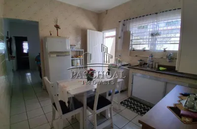 Casa com excelente localização a 500m do Mar bairro Ocian 2 vagas e aceita-se financiamento bancário