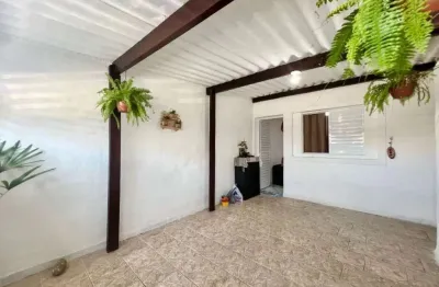 Casa com 2 quartos à venda na Avenida Presidente Kennedy, 357, Boqueirão, Praia Grande