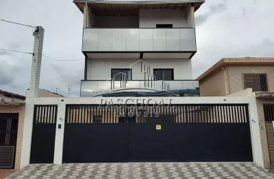 Sobrado triplex em condomínio com 4 dormitórios, terraço privativo, 1 vaga de garagem, mirim, praia grande