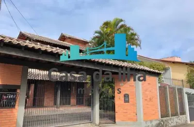 Casa comercial à venda no santa mônica, florianópolis  por r$ 1.800.000