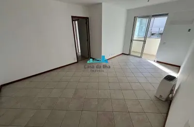 Apartamento com 3 quartos à venda na trindade, florianópolis  por r$ 750.000