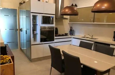 Casa com 4 quartos à venda na agronômica, florianópolis  por r$ 900.000