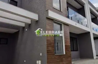 Triplex com terraço no bairro tingui!! 03 qtos,suíte e sacada