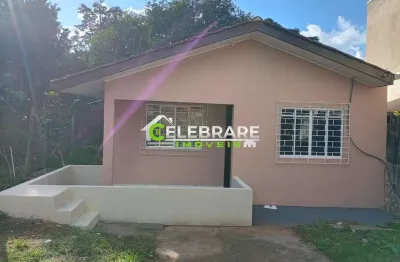 Casa em colombo!!! com 02 quartos,próx. superm.santa helena