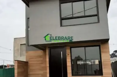 Sobrado de cond. No santa cândida!! 03 suítes,churras,próx.boni