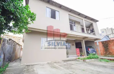 Casa com 5 quartos à venda na tibúrcio pereira de lima, 50, capão raso, curitiba por r$ 495.000