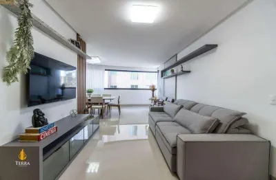 Apartamento finamente mobiliado e decorado no edifício villa castelli localizado em balneário camboriú.