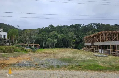 Terreno a venda no condomínio residencial haras rio do ouro em balneário camboriú.