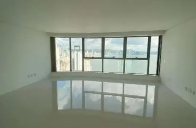 Apartamento a venda no yachthouse localizado na barra sul em balneário camboriú.