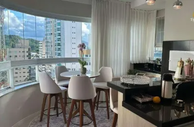 Apartamento à venda no edifício celebrity tower em balneário camboriú.