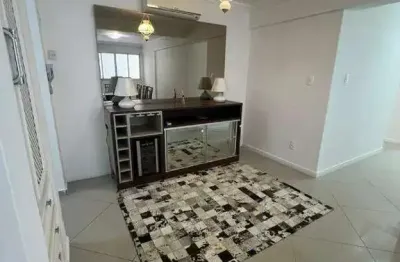 Apartamento mobiliado quadra mar em balneário camboriú