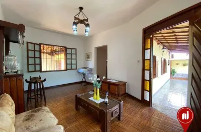 Casa com 4 dormitórios à venda, 360 m² por R$ 950.000,00 - Centro - Mário Campos/MG