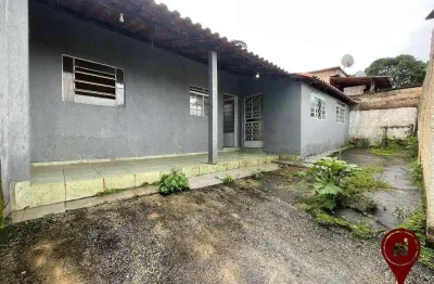 Casa com 2 dormitórios para alugar, 100 m² por R$ 1.003,33/mês - Presidente  - Brumadinho/MG