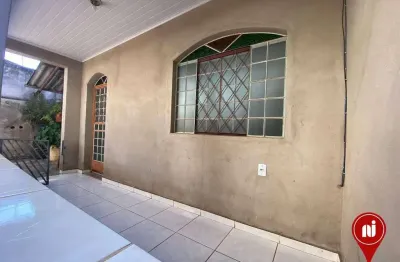 Casa com 3 dormitórios, 170 m² - venda por r$ 950.000,00 ou aluguel por r$ 2.300,00/mês - reta do jacaré  - mário campos/mg