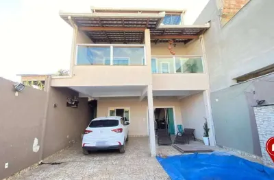 Casa com 3 dormitórios para alugar, 408 m² por r$ 3.400,00/mês - brasilia - sarzedo/mg