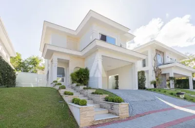 Lindo sobrado em condomínio fechado com 3 suítes à venda no bairro américa em joinville - sc de r$ 2.580.000,00 por r$ 2.150.000,00.