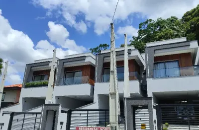 Sobrado geminado com 3 suítes à venda no bairro glória em joinville-sc por r$ 1.034.000,00.