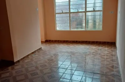 Casa com 2 quartos para alugar no Centro, São Roque 