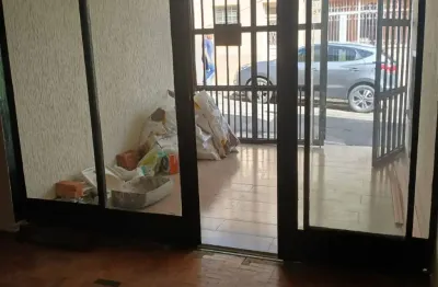 Casa com 4 quartos para alugar no Centro, São Roque 