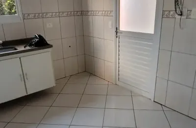 Casa comercial com 3 salas para alugar no Jardim Flórida, São Roque 