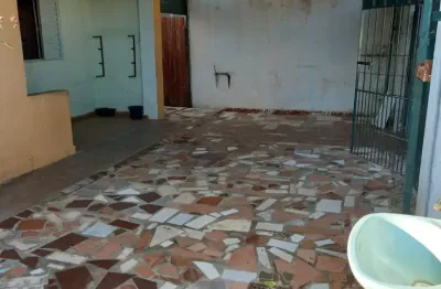 Casa com 2 quartos à venda na Vila Santo Antônio, São Roque 