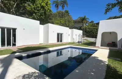 Casa em condomínio fechado com 4 quartos à venda no Bairro do Carmo, São Roque 