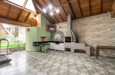 Casa com 5 quartos à venda na Rua Heitor Baggio Vidal, 2570, Bairro Alto, Curitiba