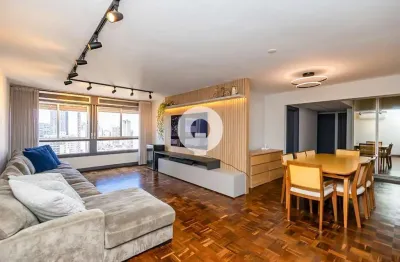 Apartamento retrofit icônico no edifício gemini - centro de curitiba