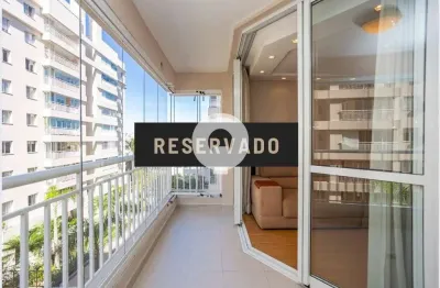 Apartamento mobiliado com varanda gourmet e lazer completo