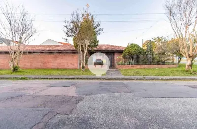 Casa térrea de esquina no jardim das américas - potencial para construção de sobrados