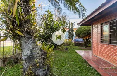 Casa térrea de esquina no jardim das américas - potencial para construção de sobrados