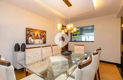 Casa térrea à venda - reformada com 219m² com edícula e piscina