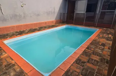 Confortável casa tipo para venda em planalto verde com 2 quartos, 160m²