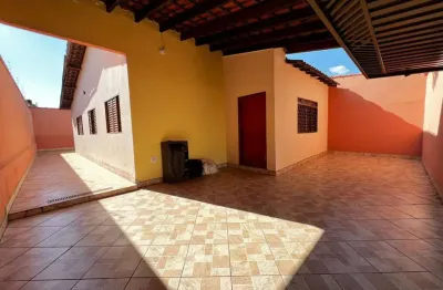 Aconchegante casa tipo para venda em jardim arlindo laguna com 3 quartos, sendo 1 suíte, 133m²