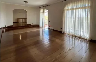 Apartamento luxuoso na charmosa rua rui barbosa edifício ouro preto