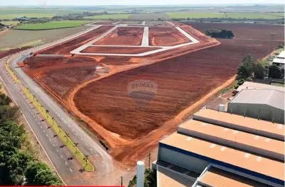 Terreno comercial localizaçao estratégico em jardinópolis, sp