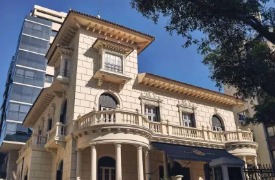 Apartamento com 3 quartos à venda na rua santo inácio, 295, moinhos de vento, porto alegre por r$ 2.886.000