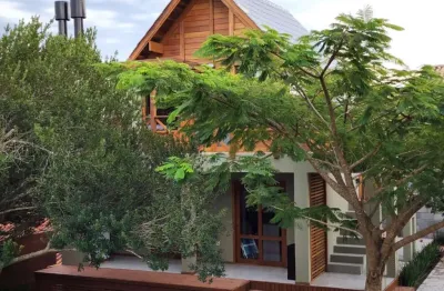 Casa com 5 quartos à venda na rua fruta do conde sn, 1900, praia do rosa, imbituba por r$ 1.790.000