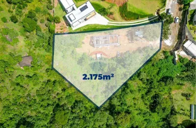 Terreno no parque arco íris em atibaia com 2.174 m², vista permanente para a serra e projeto aprovado