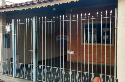 Casa com 2 quartos à venda na Rua Benedito Cintra, 49, Jardim Alvinópolis, Atibaia