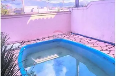 Casa com 3 quartos para alugar no Jardim do Lago, Atibaia 