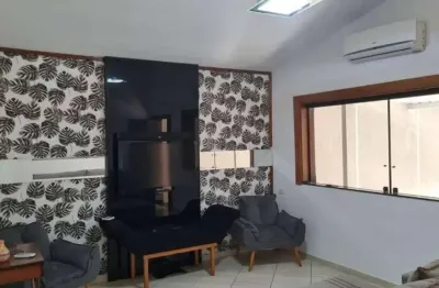 Casa com 2 quartos à venda em Chácara Machadinho I, Americana 