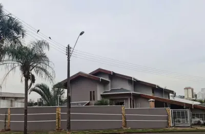 Casa com 4 quartos à venda na Vila Nossa Senhora de Fátima, Americana 
