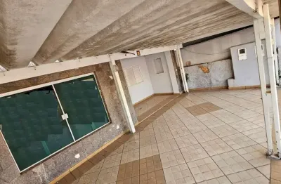 Casa com 5 quartos à venda na Vila Medon, Americana 